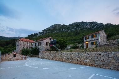 Villa /en/au Pitve (Splitsko-Dalmatinska)ou appartement ou maison de vacances