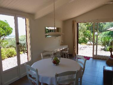 Maison de vacances /en/au Porto Vecchio (Corse-du-Sud)ou appartement ou maison de vacances