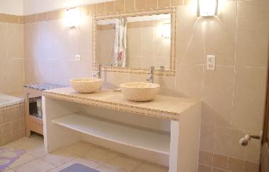 Villa /en/au Propiac (Vaucluse)ou appartement ou maison de vacances