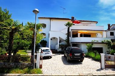 Maison de vacances /en/au POREC (Istarska)ou appartement ou maison de vacances