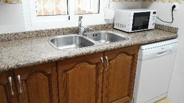 Cuisine: microondes, lavevaiselle