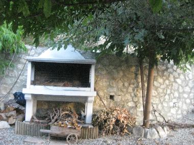 Chambre avec petit d�jeuner �/en/au DERVENI (Korinthia)ou appartement ou maison de vacances