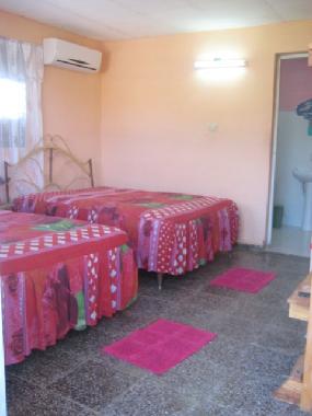 Maison de vacances �/en/au vinales (Pinar del Rio)ou appartement ou maison de vacances
