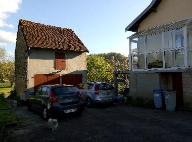 Maison de vacances /en/au MONTMOROT (Jura)ou appartement ou maison de vacances