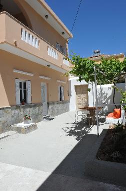 Maison de vacances /en/au Pothia (Dodekanisos)ou appartement ou maison de vacances