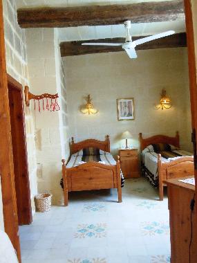 Maison de vacances �/en/au Gharb (Gozo)ou appartement ou maison de vacances