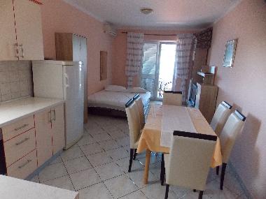 Appartement de vacances /en/au Kustici (Licko-Senjska)ou appartement ou maison de vacances