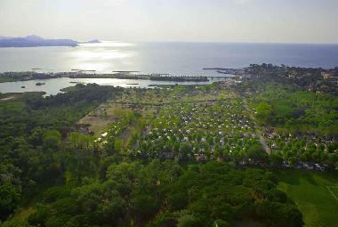 Chalet �/en/au Frejus (Var)ou appartement ou maison de vacances