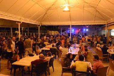 Chalet �/en/au Frejus (Var)ou appartement ou maison de vacances