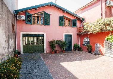 Villa �/en/au acireale (Catania)ou appartement ou maison de vacances
