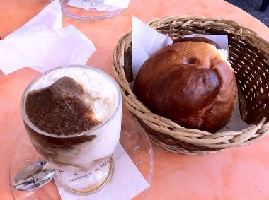 Villa �/en/au acireale (Catania)ou appartement ou maison de vacances