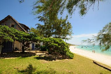 Villa �/en/au Trou d