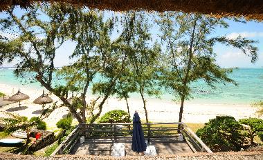 Villa �/en/au Trou d