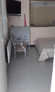 Villa /en/au TOULON (Var)ou appartement ou maison de vacances