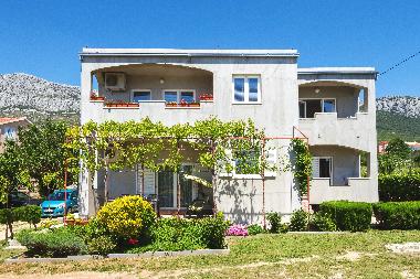 Villa /en/au Kastel Sucurac (Splitsko-Dalmatinska)ou appartement ou maison de vacances