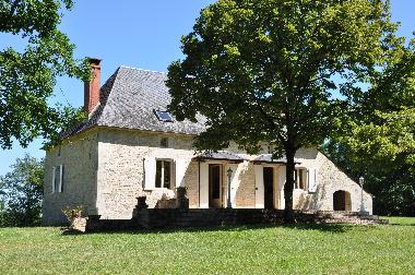 Villa �/en/au la Salamonie (Dordogne)ou appartement ou maison de vacances