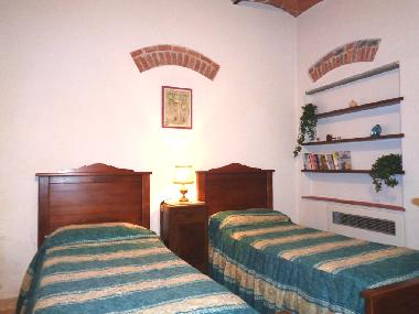 Maison de vacances /en/au Orentano (Lucca)ou appartement ou maison de vacances