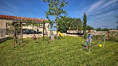 Maison de vacances /en/au Dolenji Krnicari (Istarska)ou appartement ou maison de vacances