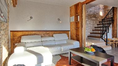 Maison de vacances /en/au Dolenji Krnicari (Istarska)ou appartement ou maison de vacances