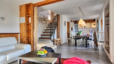 Maison de vacances /en/au Dolenji Krnicari (Istarska)ou appartement ou maison de vacances