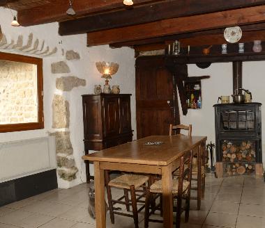 Maison de vacances �/en/au saint jean chambre (Ard�che)ou appartement ou maison de vacances