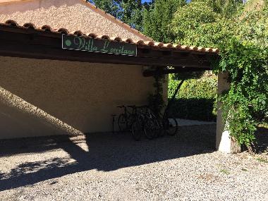 Villa /en/au Poujols (Hrault)ou appartement ou maison de vacances