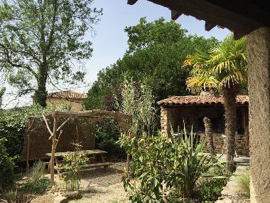 Villa /en/au Poujols (Hrault)ou appartement ou maison de vacances