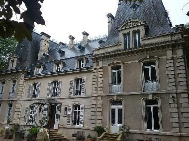 Palais / Chteau /en/au Naix-aux-Forges (Meuse)ou appartement ou maison de vacances