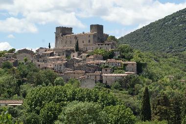 Maison de vacances �/en/au Brissac (H�rault)ou appartement ou maison de vacances