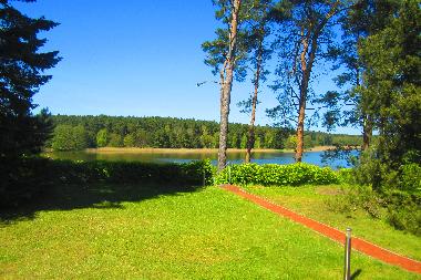 Maison de vacances /en/au Barnin  (Mecklenburgische Seenplatte)ou appartement ou maison de vacances