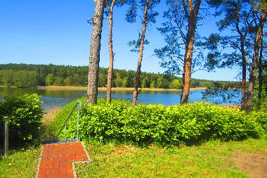 Maison de vacances /en/au Barnin  (Mecklenburgische Seenplatte)ou appartement ou maison de vacances