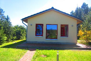Maison de vacances /en/au Barnin  (Mecklenburgische Seenplatte)ou appartement ou maison de vacances