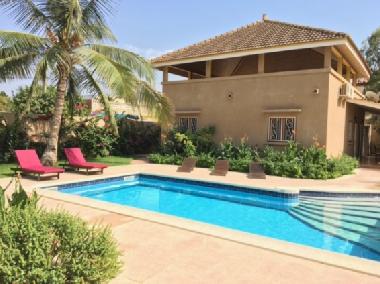 Villa �/en/au Saly (Thies)ou appartement ou maison de vacances