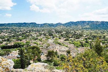 Maison de vacances �/en/au Eygali�res  (Bouches-du-Rh�ne)ou appartement ou maison de vacances