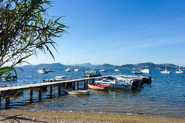 Maison de vacances �/en/au Giens (Var)ou appartement ou maison de vacances