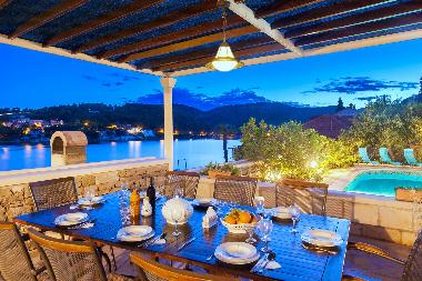 Villa �/en/au Sumartin (Splitsko-Dalmatinska)ou appartement ou maison de vacances