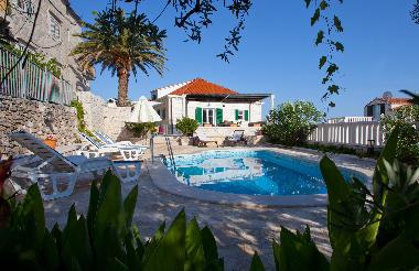 Villa �/en/au Sumartin (Splitsko-Dalmatinska)ou appartement ou maison de vacances