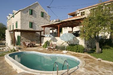 Villa /en/au Sumartin (Splitsko-Dalmatinska)ou appartement ou maison de vacances