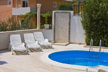 Villa /en/au Dugi Rat (Splitsko-Dalmatinska)ou appartement ou maison de vacances