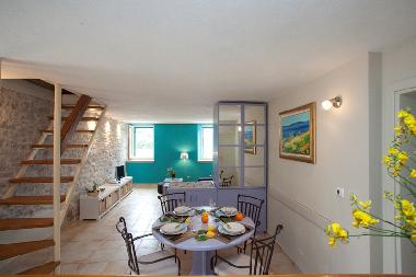 Maison de vacances /en/au Pucisca (Splitsko-Dalmatinska)ou appartement ou maison de vacances