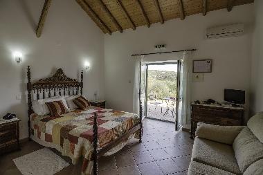 Chambre avec petit d�jeuner �/en/au Silves (Algarve)ou appartement ou maison de vacances