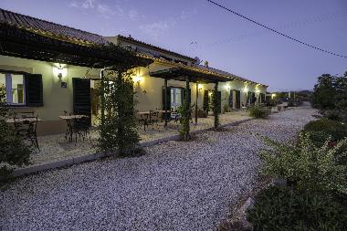 Chambre avec petit d�jeuner �/en/au Silves (Algarve)ou appartement ou maison de vacances