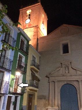 Appartement au 1er tage - PAS DE CLOCHES LA NUIT