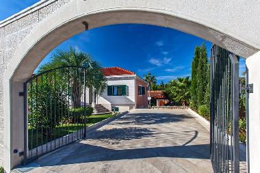 Villa /en/au Sumartin (Splitsko-Dalmatinska)ou appartement ou maison de vacances