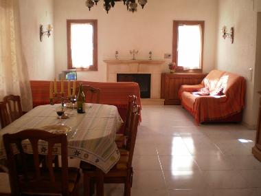 Villa �/en/au Jalon (Alicante / Alacant)ou appartement ou maison de vacances
