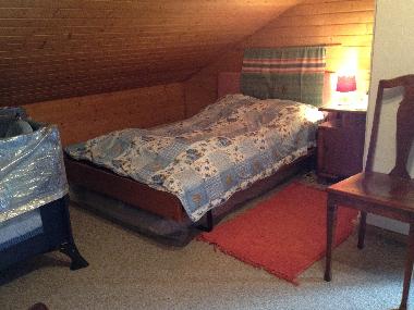 2�me chambre: lit de 1m 20