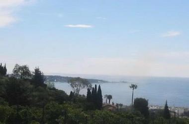 Maison de vacances �/en/au Golfe Juan (Alpes-Maritimes)ou appartement ou maison de vacances
