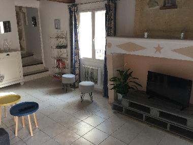 Maison de vacances �/en/au Maillane  (Bouches-du-Rh�ne)ou appartement ou maison de vacances