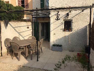 Maison de vacances �/en/au Maillane  (Bouches-du-Rh�ne)ou appartement ou maison de vacances