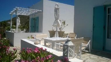 Chambre avec petit d�jeuner �/en/au Milos (Kyklades)ou appartement ou maison de vacances